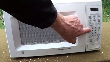 7.62x39 AK-47 Bullet MAGAZINE In a MICROWAVE