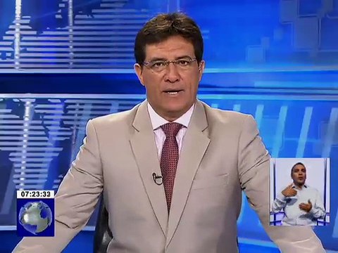 Venta de colada morada y guaguas de pan en el norte de Quito