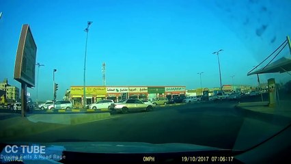 BEST INSTANT KARMA, FUNNY INSTANT JUSTICE IN TRAFFIC COMPILATION OCTOBER 2017 #56