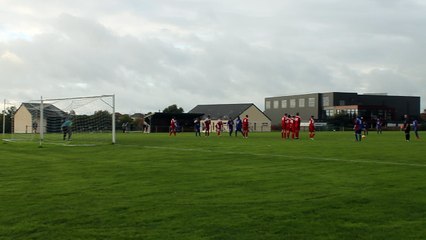 But de la victoire à l'Huisserie sur un magnifique coup franc de Koami