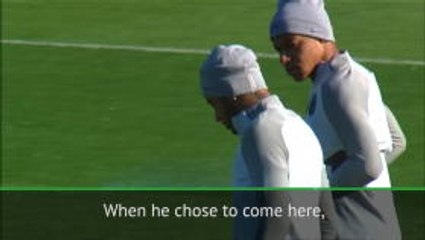 Descargar video: Emery certain Neymar will succeed at PSG