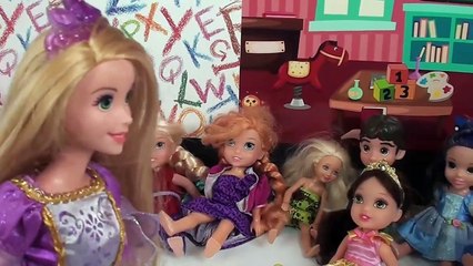 Download Video: Elsa Pregnant Part 6 Anna and Elsa Toddlers Babies! Funny Bad Baby Crying Pees on Dad Toys In Action