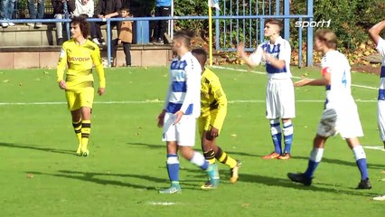 Dortmund'da 12 yaşındaki Moukoko yine attı!