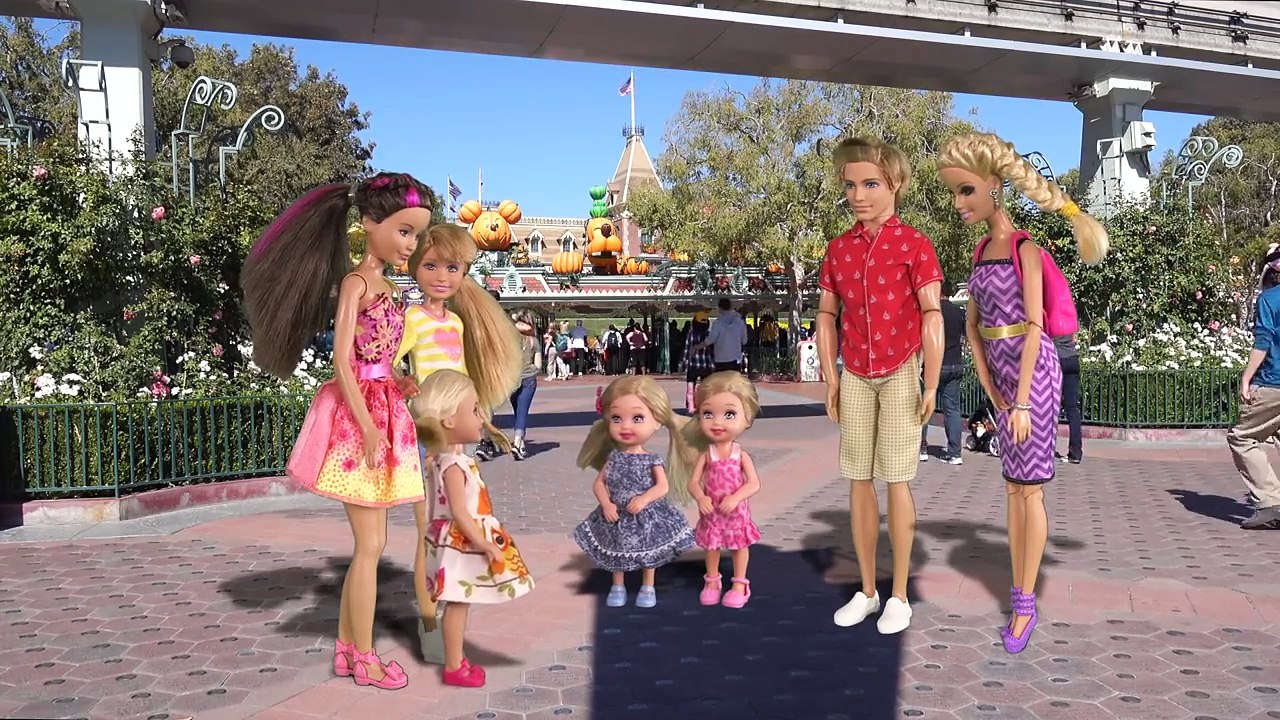 Barbie - The Twins Disneyland Adventure | Ep.104