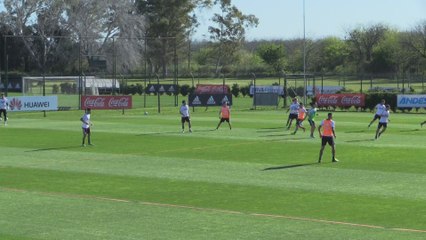 Скачать видео: River Plate y Lanús definen al primer finalista de la Libertadores