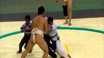 japani sumo wrestlers aur indian bachon ka dilchasp muqabla