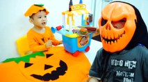 Halloween songs for kids with BBQ House toy - Halloween songs children, babies and toddlers