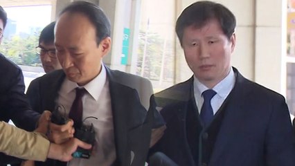 '국정원 뇌물 의혹' 안봉근·이재만 전격 체포 / YTN