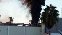 Ünlü iş adamının fabrikası yanıyor