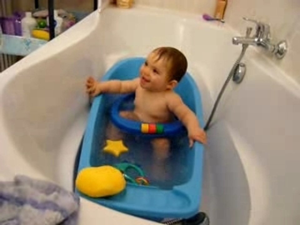 Pauline dans son bain...