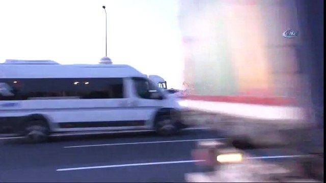 TEM’de Tır Devrildi, Yol Trafiğe Kapandı