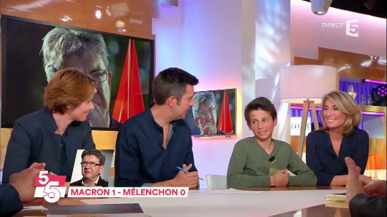 "Au tableau !" : Jean-Luc Mélenchon étrillé par les enfants dans "C à vous"