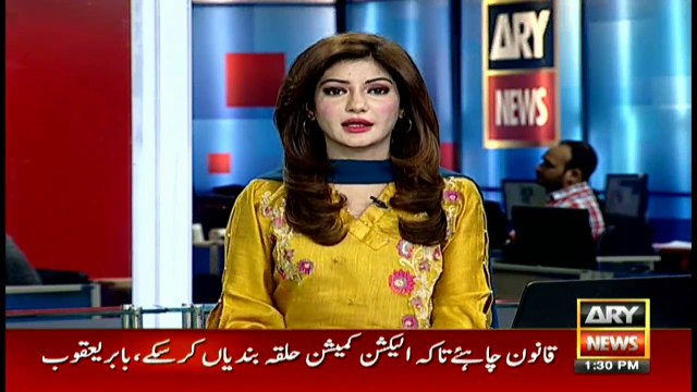 Banners against Mayor Karachi Waseem Akhtar placed outside KMC building