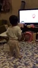 タモリ倶楽部のオープニングで踊るりょうた