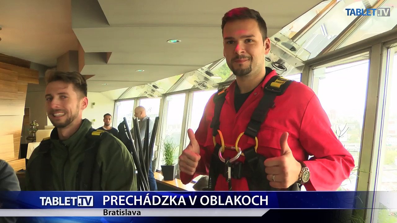 BRATISLAVA Z OBLAKOV: Prejdite sa 82 metrov nad zemou po lávke UFA.