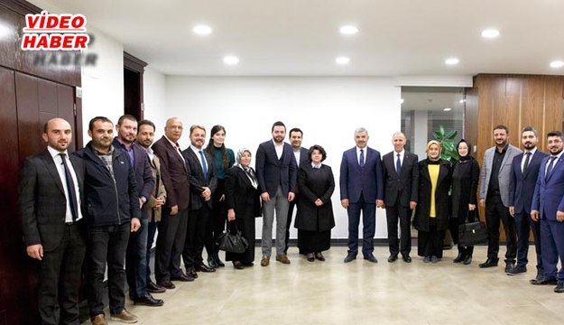 (31 Ekim 2017) “HEPİMİZE GAYRET DÜŞÜYOR” BAŞKAN ÇELİK, AK PARTİ KOCASİNAN İLÇE TEŞKİLATI İLE BİR ARAYA GELDİ