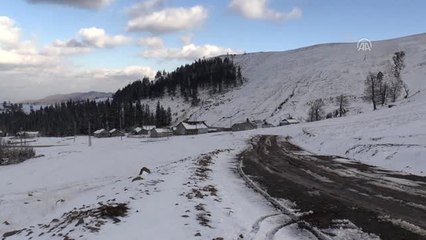 Yüksek Kesimlere Kar Yağdı