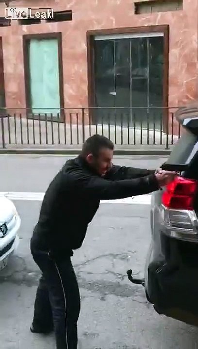 Bank robbers have a shootout with police