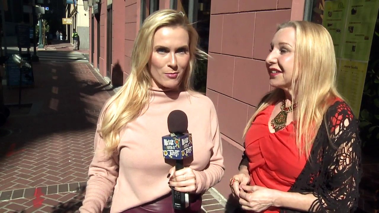 New Orleans Psychic Does Ambush Readings on the...
