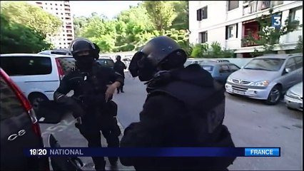 Loi antiterroriste : Macron assure que les libertés ne seront pas bafouées