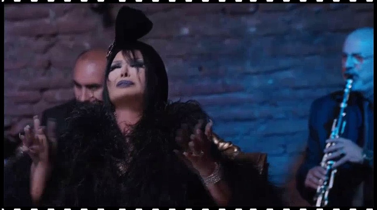 Ömrüm Seni Sevmekle Nihayet Bulacaktır