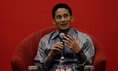 Sandiaga Uno Ajak Pekerja Alexis "Join" Program OK OCE