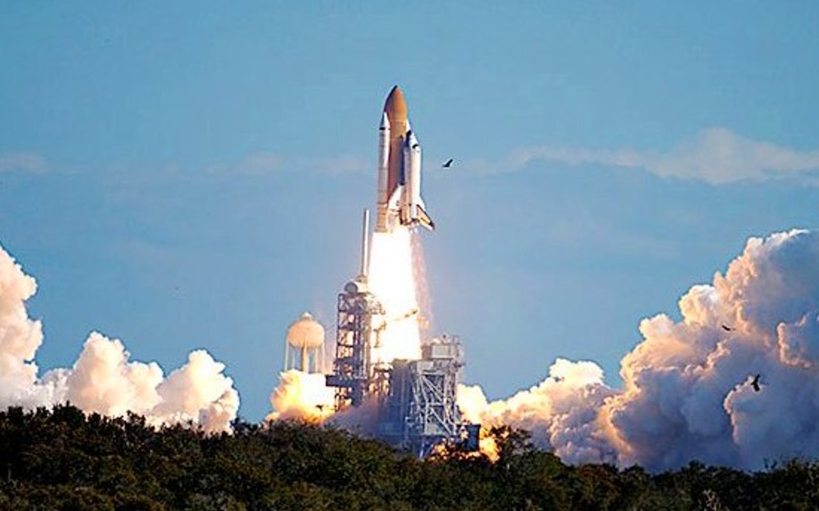 Voltando Para Casa: Desafiando a Atmosfera [Dublado] Documentário Discovery Channel [HD]