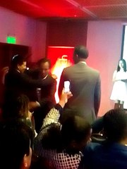 TAMY SANCHEZ AMOR EN EL AIRE PRESENTA  CONDECORACION COMO LIDER ORO GANO EXCEL-ITOUCH-PIOIR