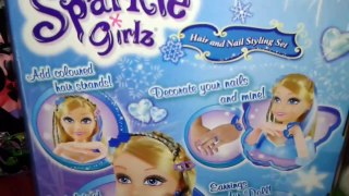 رأس سباركل جيلرز صالون مع أظافر واكسسوارات - SParkle girlz hair and nail styling set decorating