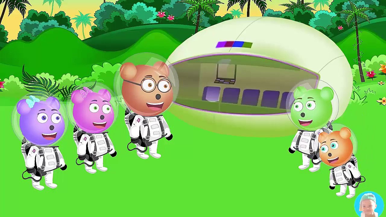 Mega gummy bear visits planet world see monster Finger Family song nursery rhyme for children