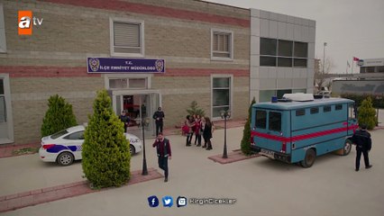 Kırgın Çiçekler 37.Bölüm - Meral, Annesinden Kopamıyor !