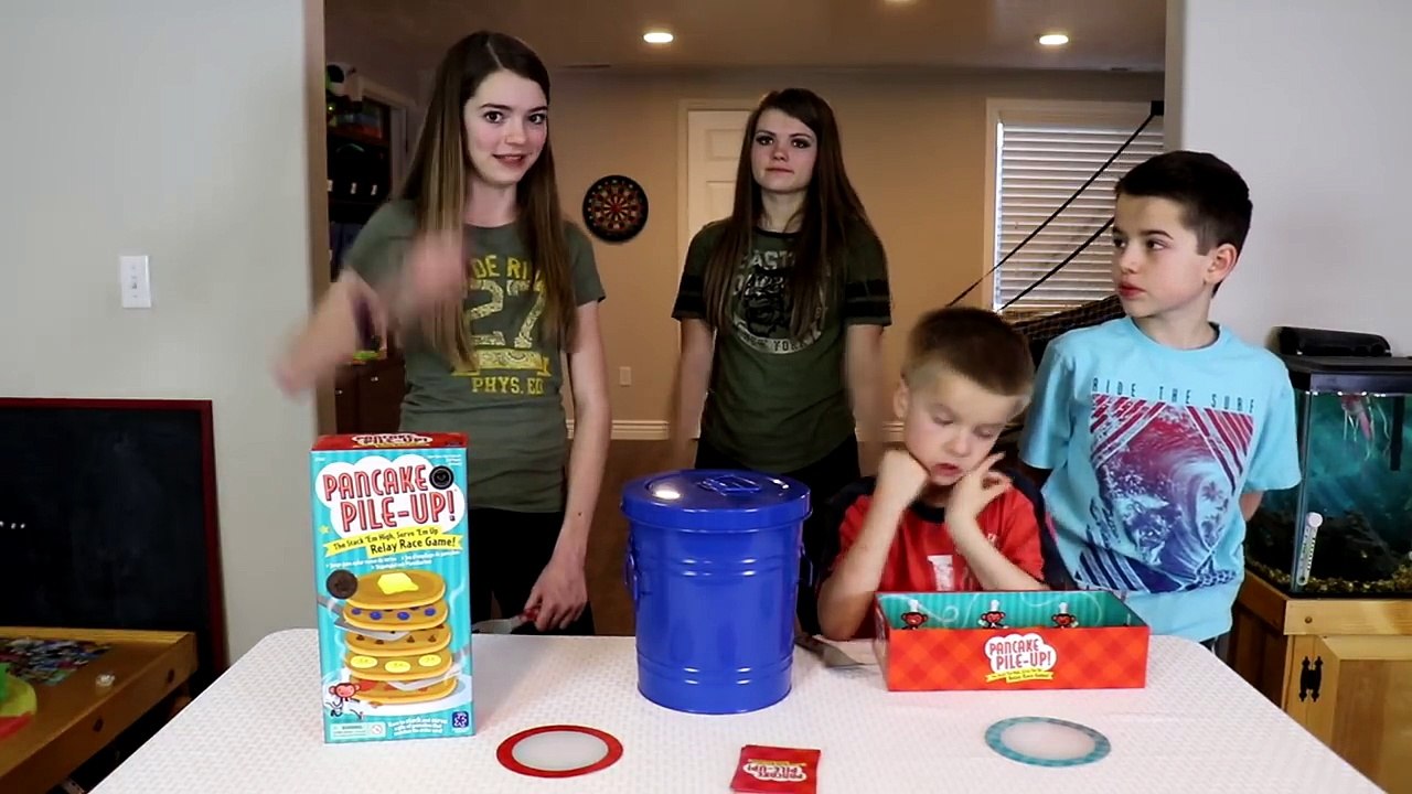 Crazy Pancake Pile Up Race! / Jake and Ty