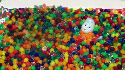 IN THE NIGHT GARDEN Toys Orbeez Hiding Game!-gSxpBv9wNQ4