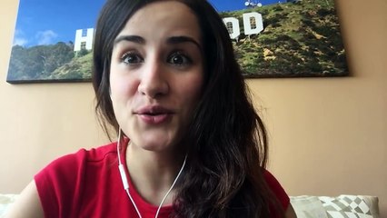 Perguntas e Respostas: Shakira, Los Angeles, Brasil, Línguas e Mais (w/ English Subtitles)
