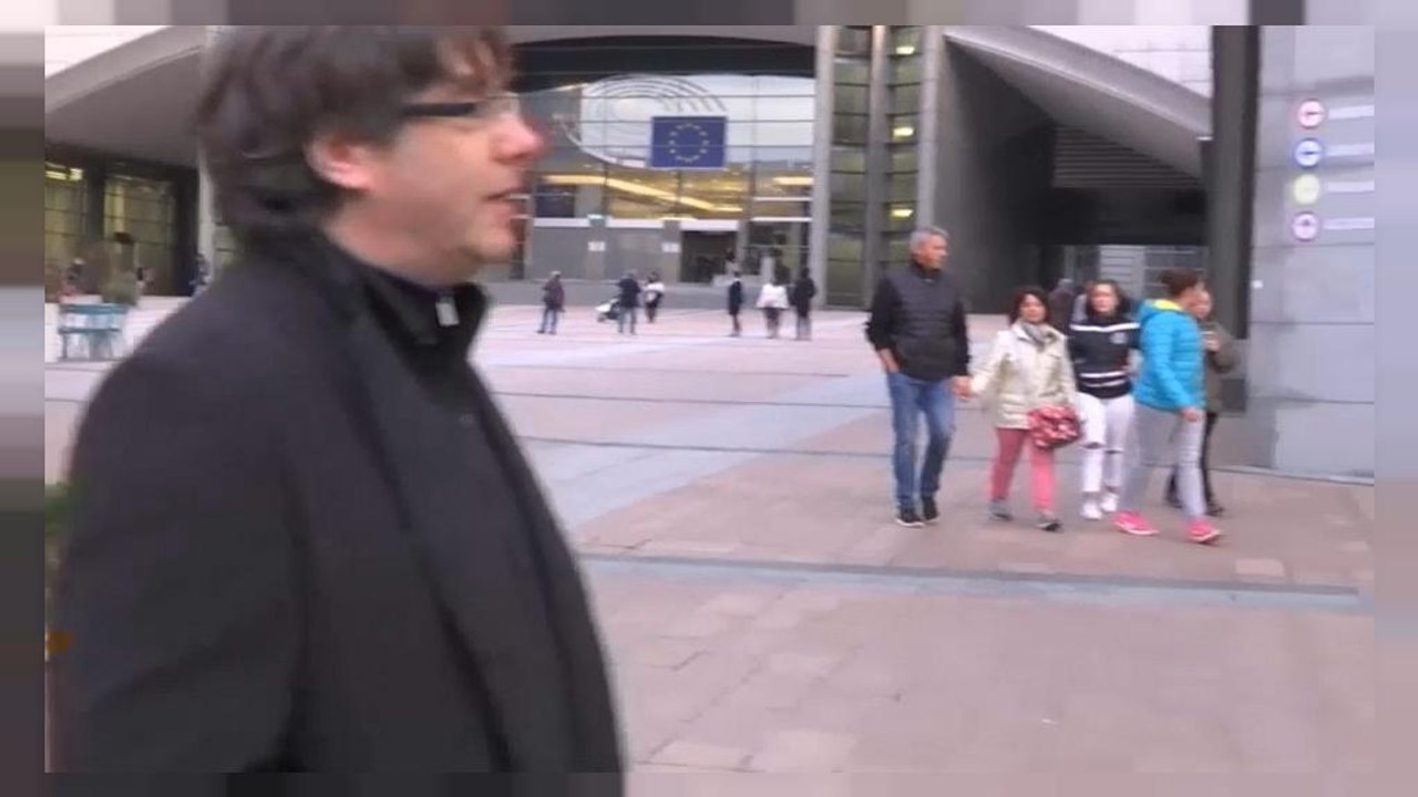 Puigdemont summoned to Spain