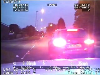 Sauvage course poursuite avec une Audi Rs6 en Angleterre