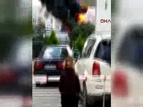 İstanbul'da benzin istasyonu patladı!