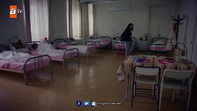 Kırgın Çiçekler 59.Bölüm - Songül'ün yurda vedası!