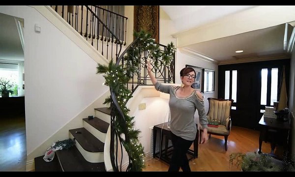 Cheap Christmas Staircase Garland Decorations | DIY Tutorial