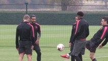 Giroud, Walcott and Wilshere to start against Red Star - Wenger