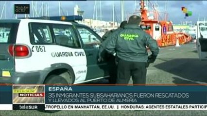 Video herunterladen: España: llegan a Almería 35 inmigrantes rescatados en el Mediterráneo