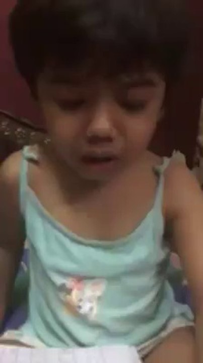 very funny video baby ka gusa chek karo
