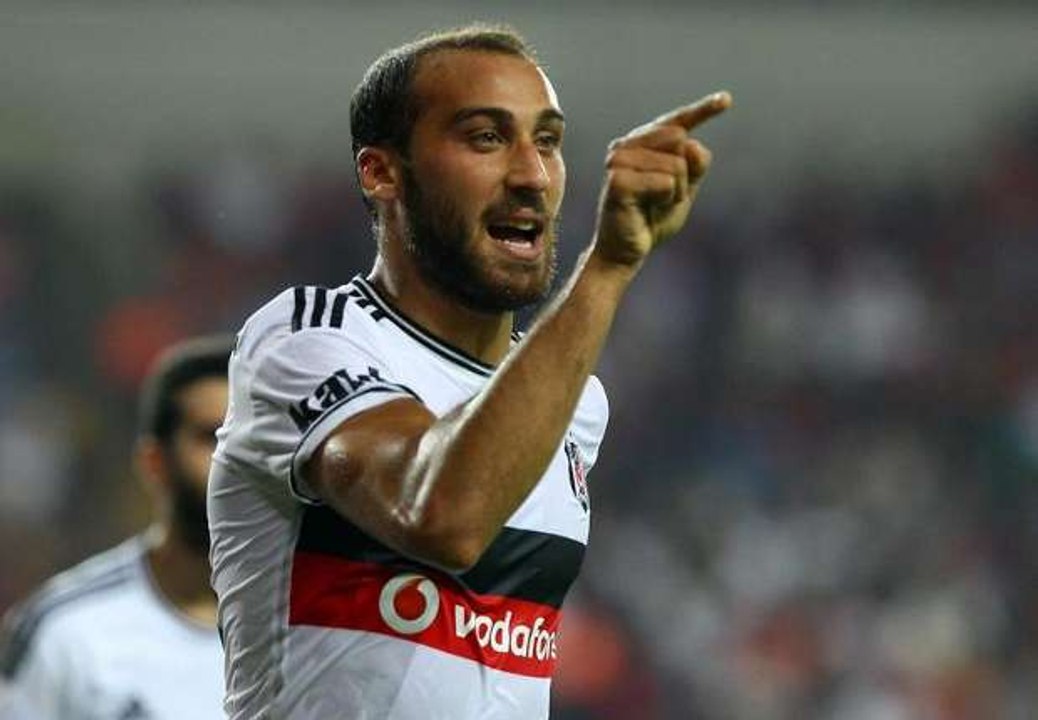Cenk Tosun  Penalty Goal 1-1  Beşiktaş vs Monaco 01-11-2017
