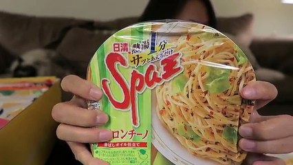 MASSIVE RAMEN NOODLE MUKBANG UNBOXING UMAI CRATE JAPAN CRATE