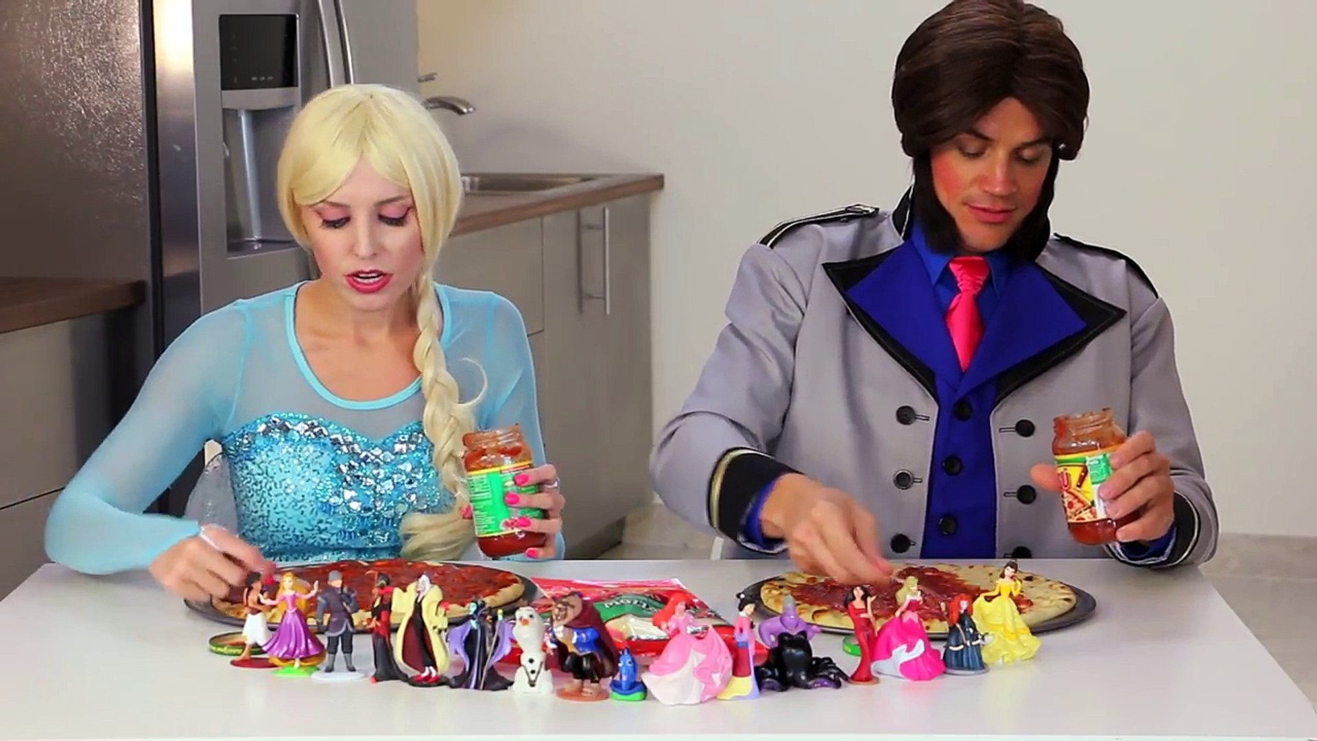 Pizza Challenge Elsa vs Hans Frozen Battle with Good & Gross Food.  DisneyToysFan─影片 Dailymotion