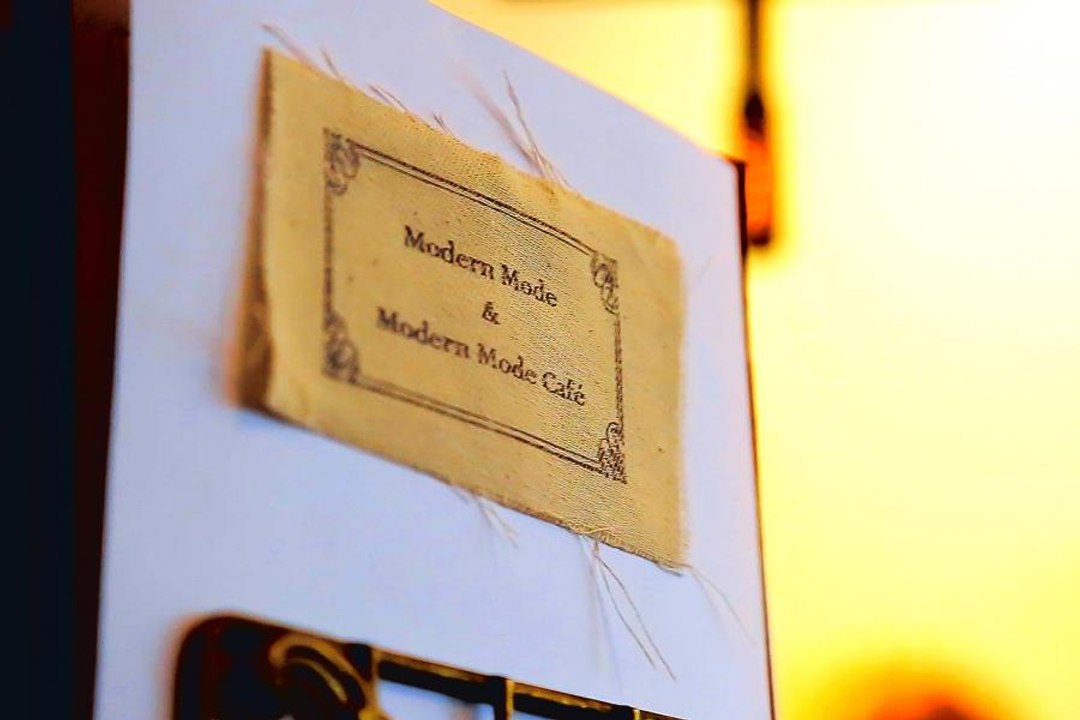 The Coolest Vintage Vibe Cafe in Taipei