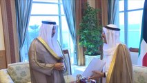 أمير الكويت يعيد تكليف المبارك بتشكيل حكومة جديدة