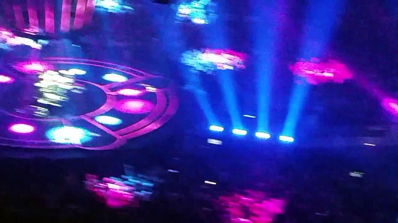 Muse - Feeling Good, Manchester Arena, Manchester, UK  4/8/2016