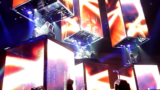 Muse - Feeling Good, Palau Sant Jordi, Barcelona, Spain 11/24/2009