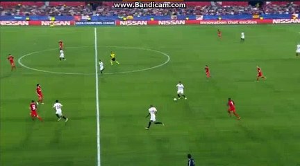 Sevilla 2 - 0	 Spartak Moscow